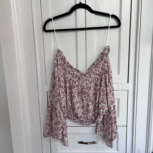 $68 Promesa Smocked Shoulder Top NWOT Small - Picture 3 of 3